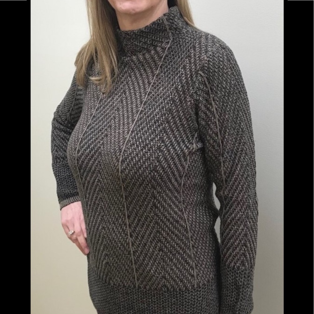 SOLD NWT mock neck sweater